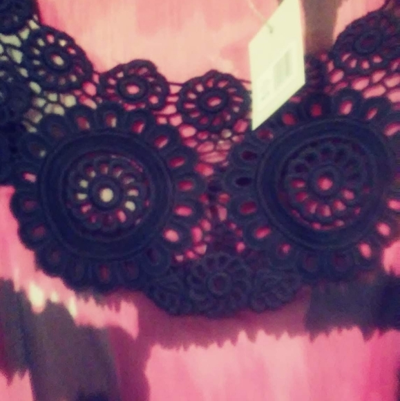 Applique Top - Picture 3 of 4